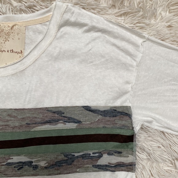 Hem & Thread Camo Exposed Hem Top 💗 White Olive & Brown - Picture 5 of 15